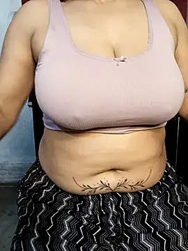 Snapshot of Sneha_gril chatting on April 2, 2026, 5:30 pm Sneha gril online show from April 2, 2026, 5:30 pm