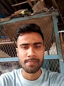 Snapshot of Skinny_Bigass_23 chatting on February 21, 2025, 7:12 am Skinny Bigass 23 online show from February 21, 2025, 7:12 am