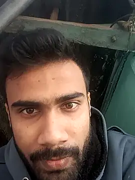 Snapshot of Skinny_Bigass_23 chatting on December 18, 2025, 5:34 am Skinny Bigass 23 online show from December 18, 2025, 5:34 am