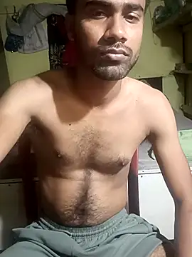 Snapshot of Skinny_Bigass_23 chatting on March 9, 2026, 7:50 pm Skinny Bigass 23 online show from March 9, 2026, 7:50 pm