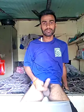 Snapshot of Skinny_Bigass_23 chatting on March 28, 2026, 6:03 am Skinny Bigass 23 online show from March 28, 2026, 6:03 am