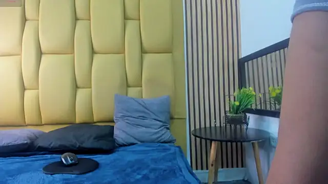 Snapshot of mikeegun chatting on February 28, 2025, 11:14 am mikeegun online show from February 28, 2025, 11:14 am