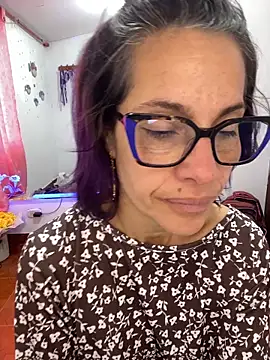 Goddess-Love- online show from April 3, 2026, 11:38 am