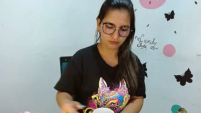 Benett Lea online show from December 16, 2024, 10:45 pm