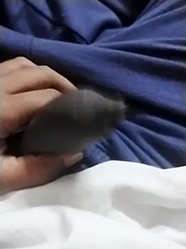 Muscular02 online show from February 14, 2025, 3:05 pm