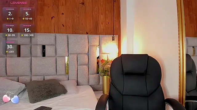 Saori newman online show from October 15, 2025, 12:02 pm