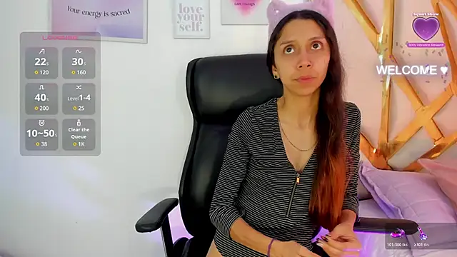 Snapshot of Goddess__Lilith chatting on November 25, 2025, 2:01 am Goddess Lilith online show from November 25, 2025, 2:01 am