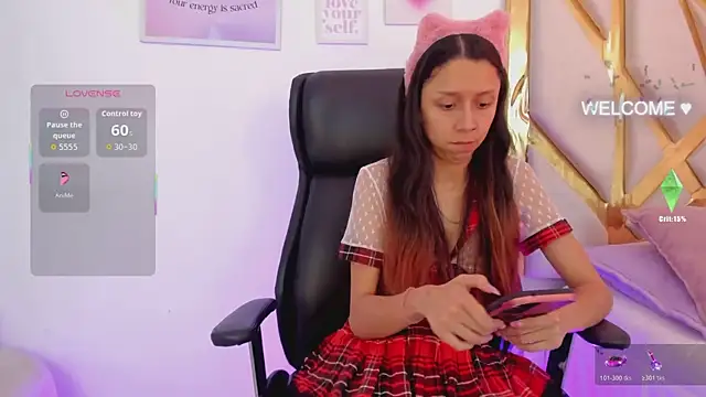 Snapshot of Goddess__Lilith chatting on November 6, 2025, 2:26 am Goddess Lilith online show from November 6, 2025, 2:26 am