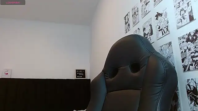 Snapshot of CelesteAyase chatting on March 21, 2025, 12:07 am CelesteAyase online show from March 21, 2025, 12:07 am