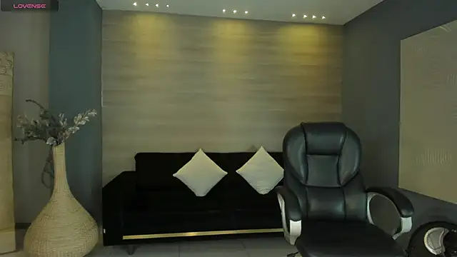 Snapshot of KaiaFerreira chatting on October 9, 2025, 12:06 pm KaiaFerreira online show from October 9, 2025, 12:06 pm