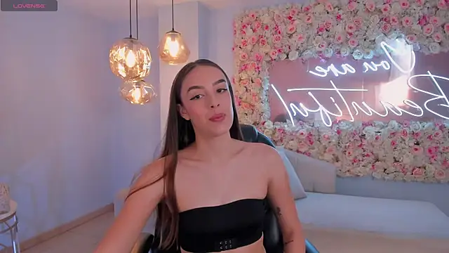 Snapshot of KaiaFerreira chatting on March 18, 2025, 12:06 pm KaiaFerreira online show from March 18, 2025, 12:06 pm