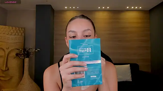 Snapshot of KaiaFerreira chatting on November 12, 2025, 7:40 pm KaiaFerreira online show from November 12, 2025, 7:40 pm