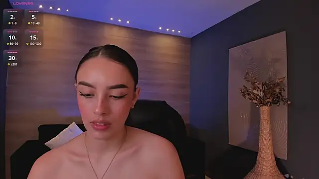 Snapshot of KaiaFerreira chatting on March 15, 2025, 2:55 pm KaiaFerreira online show from March 15, 2025, 2:55 pm