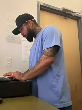 Snapshot of jr91esl chatting on February 2, 2025, 6:25 am jr91esl online show from February 2, 2025, 6:25 am