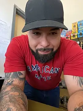 Snapshot of jr91esl chatting on March 15, 2025, 10:44 pm jr91esl online show from March 15, 2025, 10:44 pm