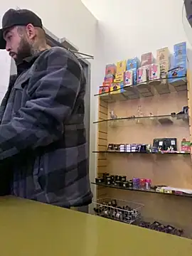 Snapshot of jr91esl chatting on February 23, 2025, 9:37 pm jr91esl online show from February 23, 2025, 9:37 pm