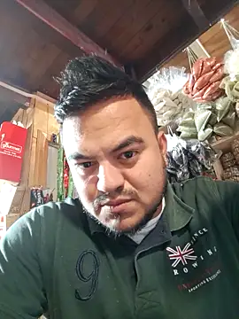 Snapshot of TheBriiaand30 chatting on September 25, 2025, 4:02 pm TheBriiaand30 online show from September 25, 2025, 4:02 pm