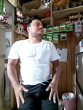 Snapshot of TheBriiaand30 chatting on January 16, 2026, 1:59 pm TheBriiaand30 online show from January 16, 2026, 1:59 pm