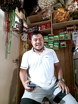 Snapshot of TheBriiaand30 chatting on January 10, 2026, 2:23 pm TheBriiaand30 online show from January 10, 2026, 2:23 pm