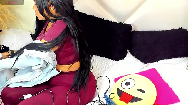 Snapshot of ScarlethNatasha chatting on May 9, 2026, 5:11 am ScarlethNatasha online show from May 9, 2026, 5:11 am