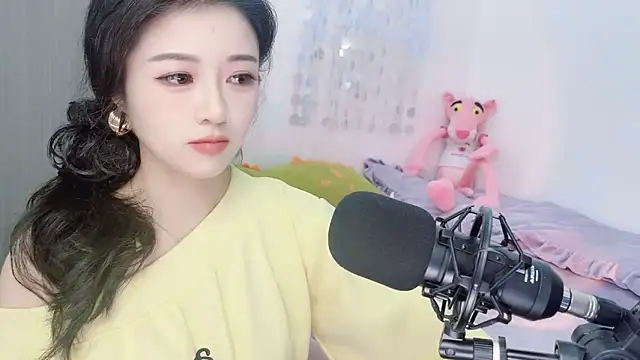 Snapshot of starsqimei chatting on February 3, 2026, 5:49 am starsqimei online show from February 3, 2026, 5:49 am