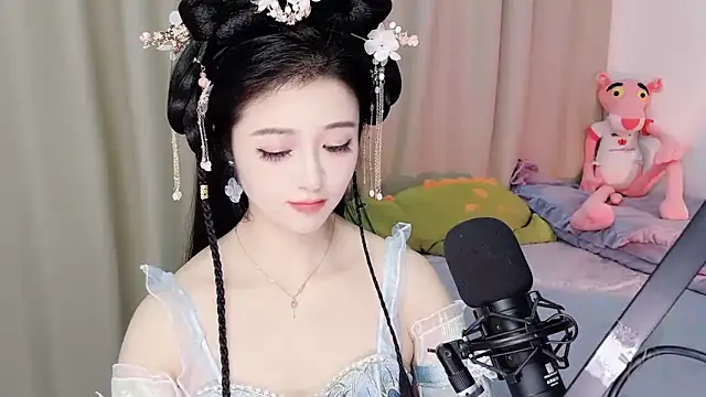 starsqimei online show from March 17, 2026, 5:32 am