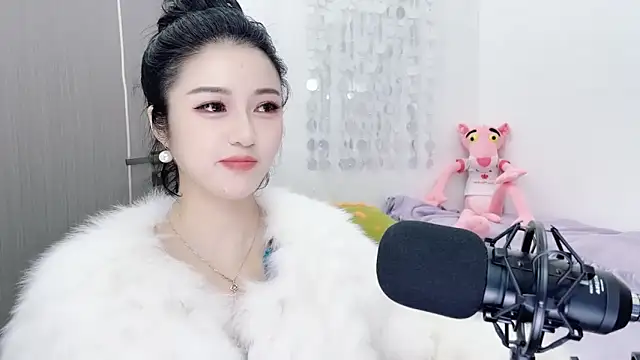 Snapshot of starsqimei chatting on February 8, 2026, 4:32 am starsqimei online show from February 8, 2026, 4:32 am