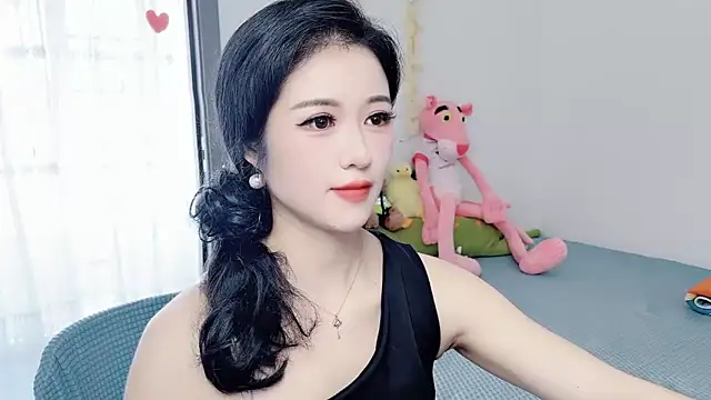 starsqimei online show from September 15, 2025, 5:30 am