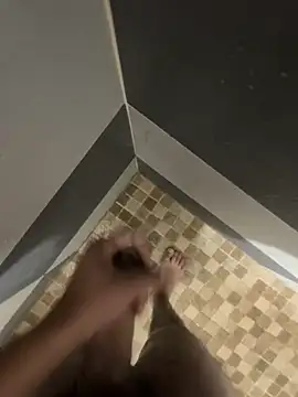 Snapshot of mylovetr1 chatting on January 28, 2025, 3:57 am mylovetr1 online show from January 28, 2025, 3:57 am