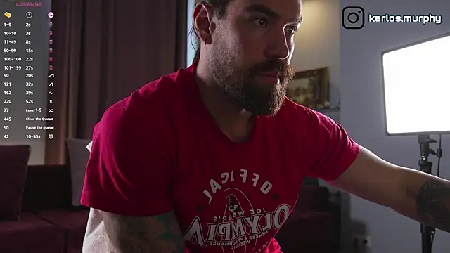 Snapshot of Karlos_Ripped_ chatting on April 7, 2026, 10:17 am Karlos Ripped online show from April 7, 2026, 10:17 am