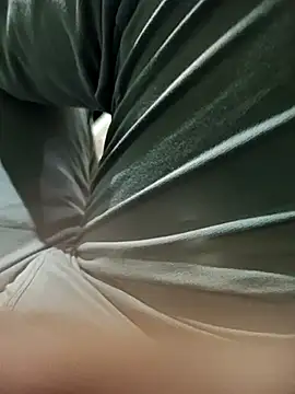 lofarinsan online show from October 5, 2025, 3:14 pm