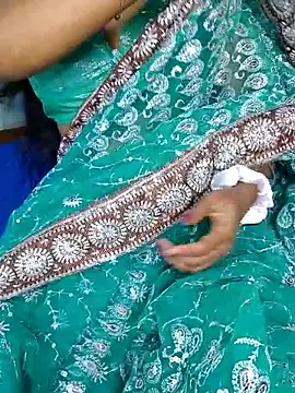 Snapshot of Your_desi_Bhabbi chatting on March 2, 2025, 5:30 pm Your desi Bhabbi online show from March 2, 2025, 5:30 pm