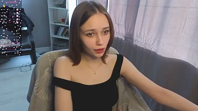 SweetLinaa online show from February 22, 2026, 6:27 am