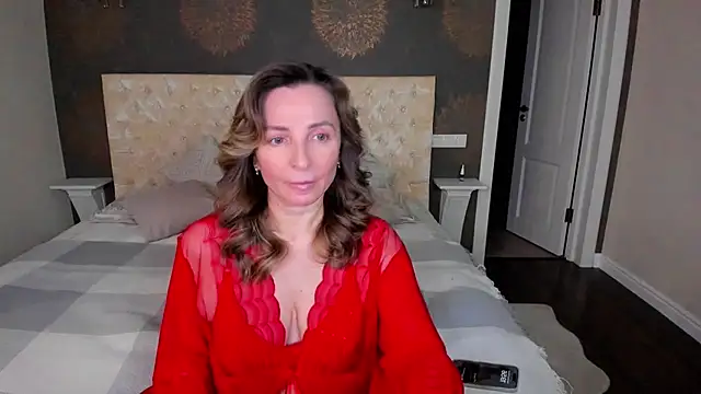 Snapshot of AllisonWilliams chatting on January 19, 2025, 4:57 pm AllisonWilliams online show from January 19, 2025, 4:57 pm