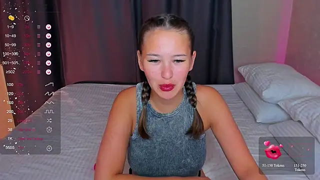 Snapshot of skinny_sissss chatting on July 8, 2026, 3:24 pm skinny sissss online show from July 8, 2026, 3:24 pm