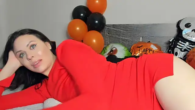 Snapshot of MollyCheiz chatting on October 31, 2025, 4:36 pm MollyCheiz online show from October 31, 2025, 4:36 pm