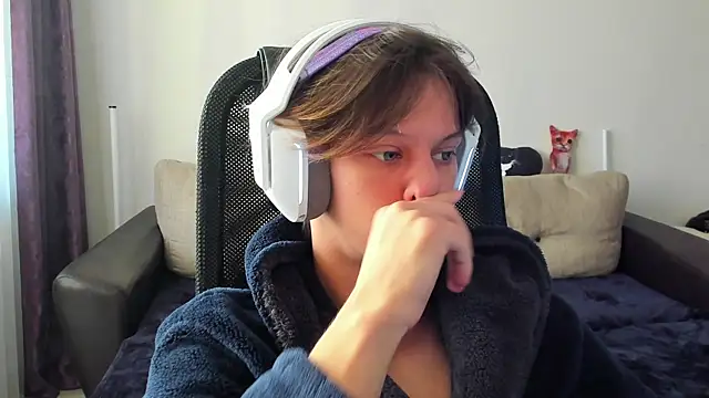 Ostin meow online show from October 21, 2025, 10:14 am