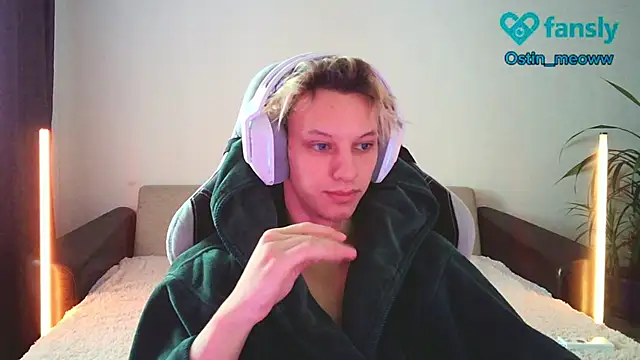 Ostin meow online show from February 3, 2025, 7:29 am