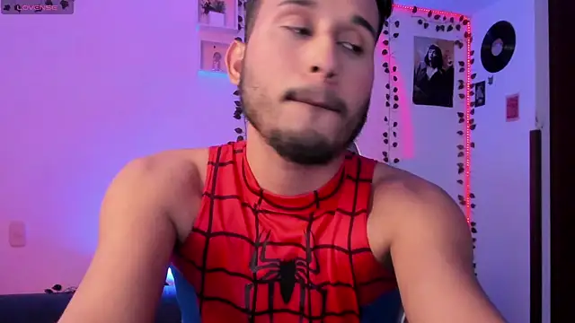 Raf brunette online show from February 28, 2025, 9:15 am