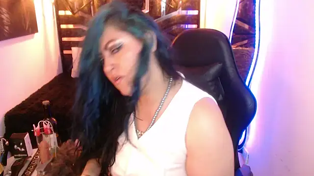 Snapshot of scarleth_blue chatting on April 8, 2026, 3:08 am scarleth blue online show from April 8, 2026, 3:08 am
