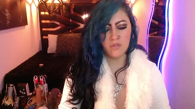 Snapshot of scarleth_blue chatting on April 7, 2026, 3:19 am scarleth blue online show from April 7, 2026, 3:19 am