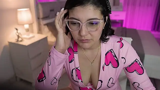 Camilaa bueno online show from January 22, 2025, 3:09 am