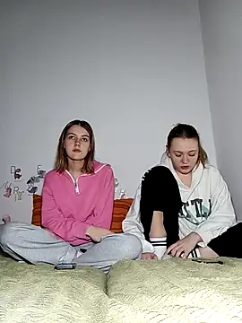 Snapshot of ella_grays chatting on March 12, 2026, 6:45 pm ella grays online show from March 12, 2026, 6:45 pm