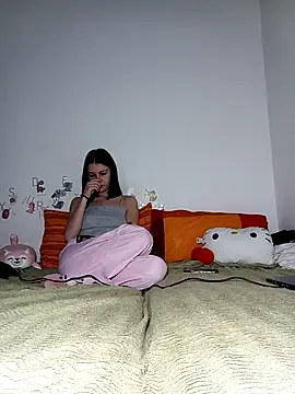 Snapshot of ella_grays chatting on March 26, 2026, 6:28 pm ella grays online show from March 26, 2026, 6:28 pm