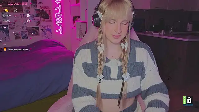 p1nkvenom online show from March 1, 2026, 1:22 pm