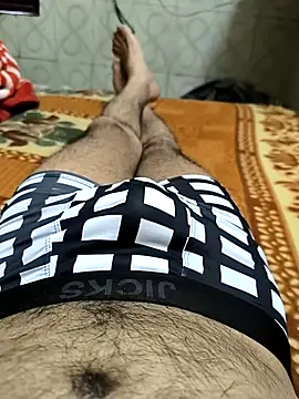 Snapshot of faaseel chatting on March 11, 2025, 3:04 am faaseel online show from March 11, 2025, 3:04 am