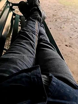 Snapshot of faaseel chatting on October 9, 2025, 8:59 am faaseel online show from October 9, 2025, 8:59 am