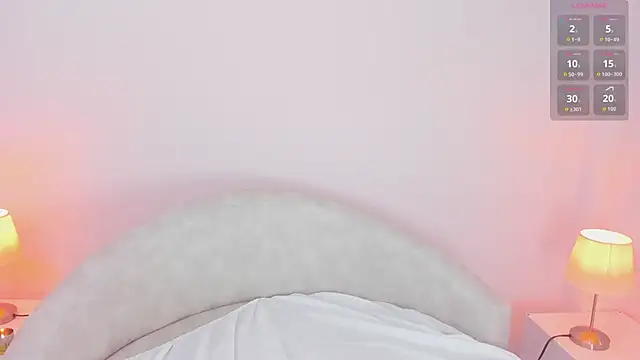 anna lorenss online show from December 4, 2025, 11:31 am