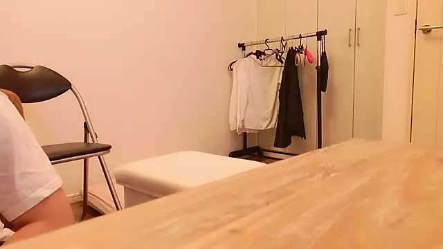 Snapshot of undo-busoku69 chatting on September 13, 2025, 12:16 pm undo-busoku69 online show from September 13, 2025, 12:16 pm