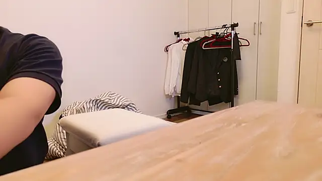 Snapshot of undo-busoku69 chatting on September 10, 2025, 11:09 am undo-busoku69 online show from September 10, 2025, 11:09 am